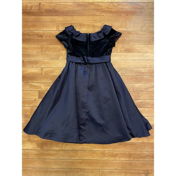 Vintage Sylvia Whyte Navy Velvet Dress - Picture 5 of 7